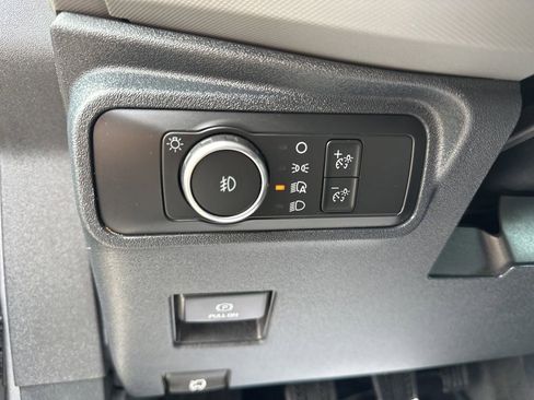 Used 2022 Ford Bronco Black Diamond image 14