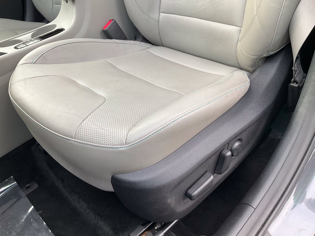 Used 2019 Kia Niro EX Premium w/ Sunroof Package FWD image 15