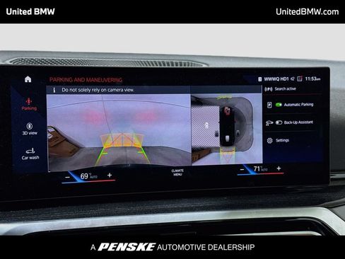 Used 2023 BMW i4 eDrive35 RWD image 9