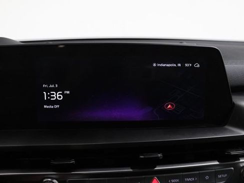 Used 2025 Kia Telluride LX FWD image 20