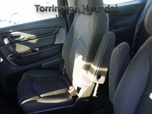 Used 2016 GMC Acadia SLE image 33