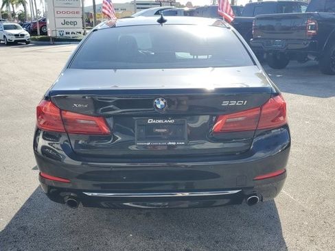 Used 2018 BMW 530i xDrive w/ Premium Package image 6
