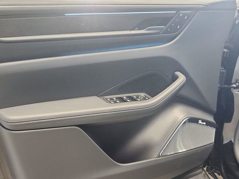 New 2026 Porsche Macan Turbo Electric image 13