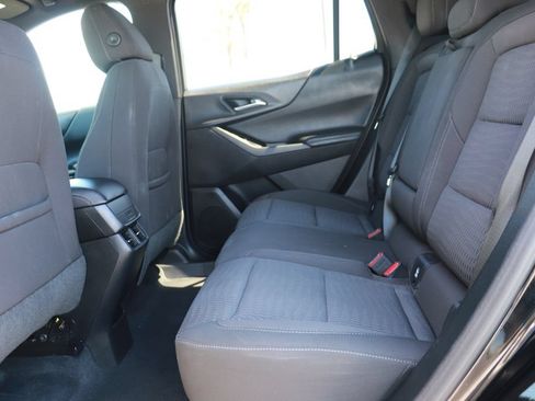 Used 2026 Chevrolet Equinox LT FWD image 13