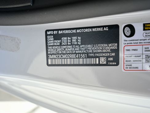 Used 2024 BMW 230i Coupe w/ Premium Package image 30