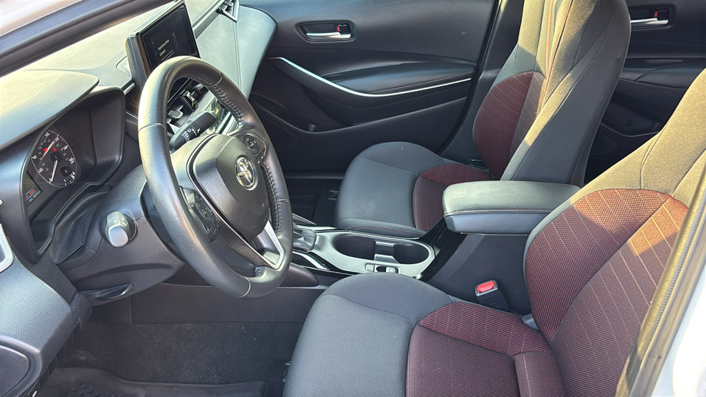 Used 2025 Toyota Corolla SE FWD image 24