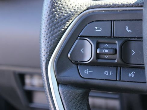 Used 2025 Toyota Sequoia SR5 image 16