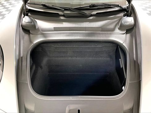 Certified 2024 Porsche 911 Carrera T RWD image 25