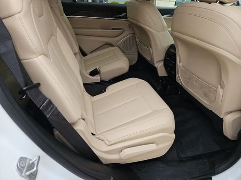 Certified 2021 Jeep Grand Cherokee L Limited AWD/4WD image 22