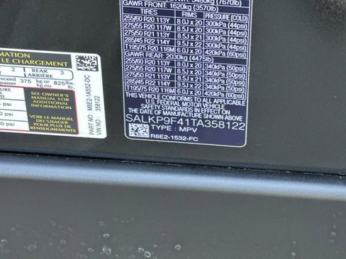 New 2026 Land Rover Range Rover SE AWD/4WD image 17