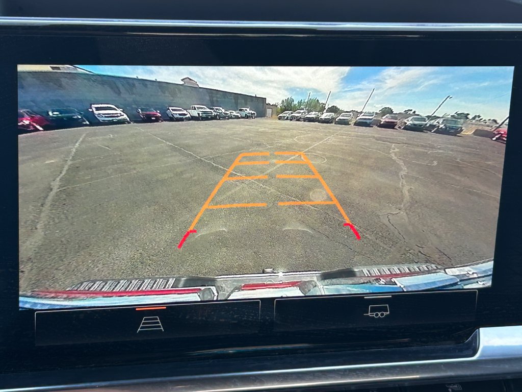 Used 2025 GMC Sierra 1500 SLT AWD/4WD image 15