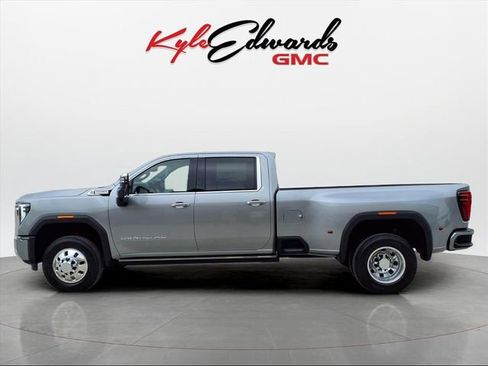 New 2026 GMC Sierra 3500 Denali w/ Technology Package image 8