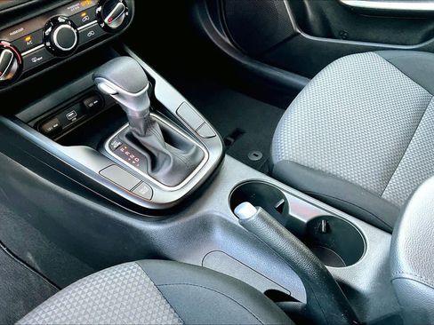 Used 2020 Kia Soul LX image 16