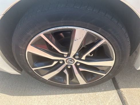 Used 2020 Nissan Maxima 3.5 S w/ Floor Mat Group image 3