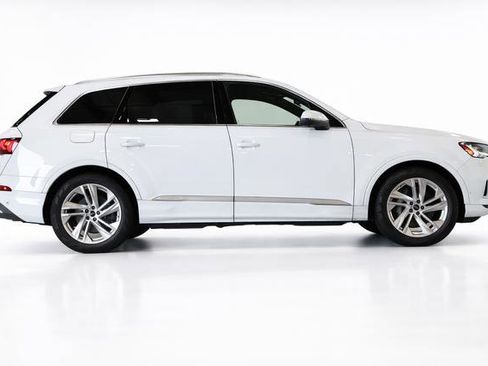 Used 2021 Audi Q7 3.0T Prestige w/ Prestige Package image 4