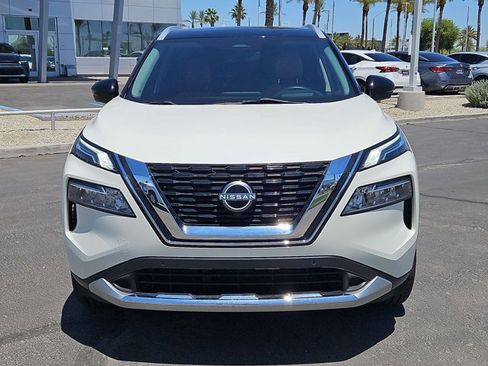 Certified 2023 Nissan Rogue Platinum w/ Platinum Premium Package FWD image 2