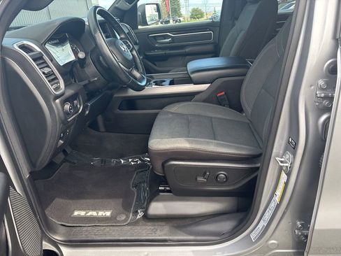 Used 2022 RAM 1500 4x4 Crew Cab image 10