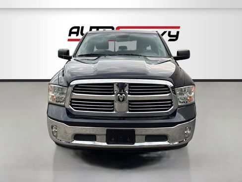 Used 2013 RAM 1500 Classic SLT w/ Lone Star Equipment Group image 2