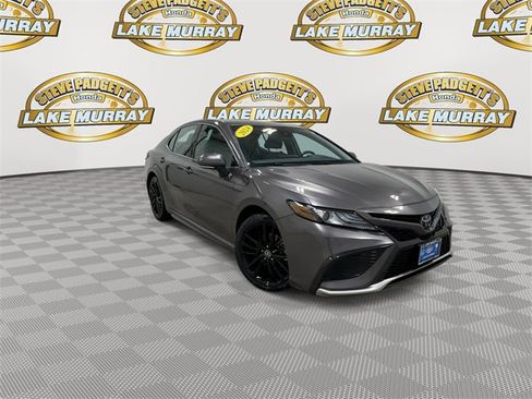 Used 2024 Toyota Camry XSE image 5