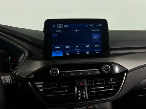 Used 2025 Ford Escape Active AWD/4WD image 17