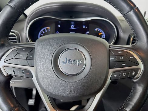 Used 2020 Jeep Grand Cherokee High Altitude AWD/4WD image 16
