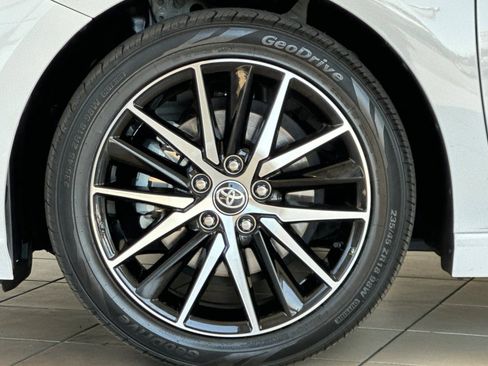 Certified 2024 Toyota Camry SE FWD image 24