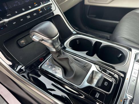 Used 2024 Kia Carnival SX image 13