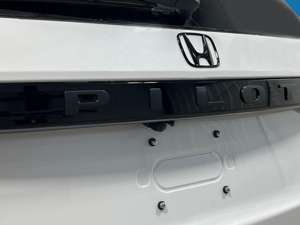 New 2026 Honda Pilot Touring image 9