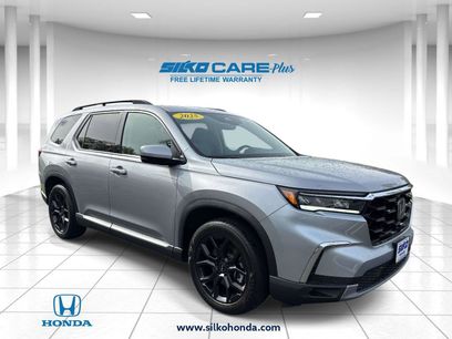 Certified 2025 Honda Pilot Touring