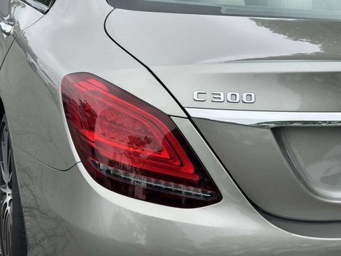 Used 2019 Mercedes-Benz C 300 Sedan image 12