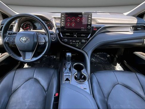 Used 2024 Toyota Camry XSE FWD image 7