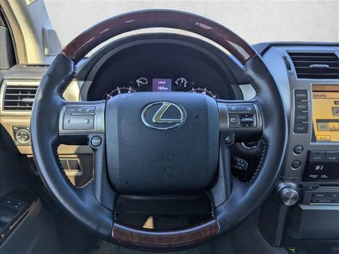 Used 2010 Lexus GX 460 image 15