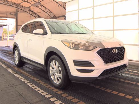 Used 2019 Hyundai Tucson Value FWD image 2