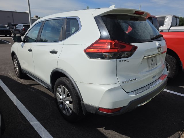 Used 2017 Nissan Rogue S AWD/4WD image 4