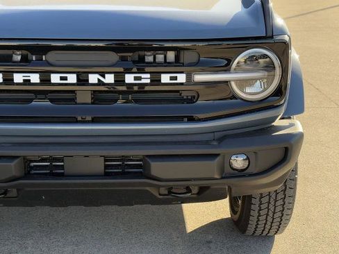 New 2025 Ford Bronco Outer Banks AWD/4WD image 9