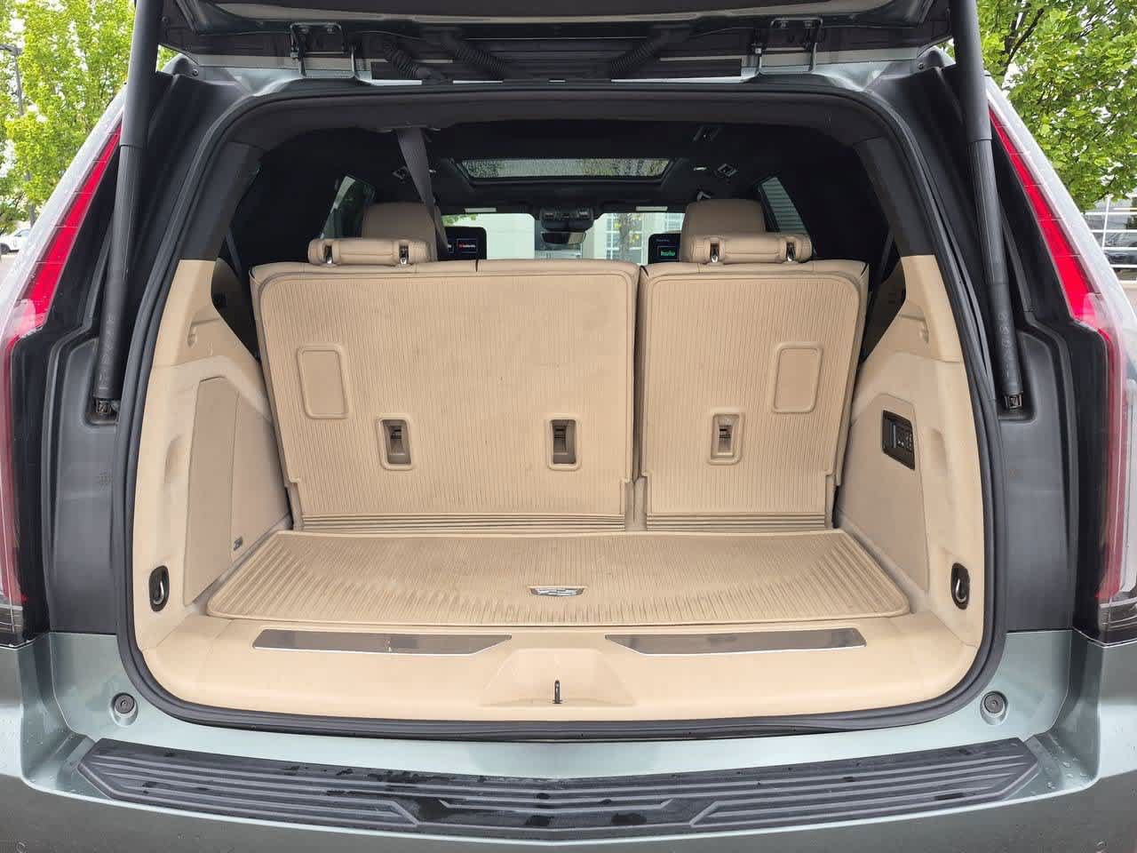 Used 2024 Cadillac Escalade Premium Luxury w/ LPO, Floor Liner Package AWD/4WD image 38