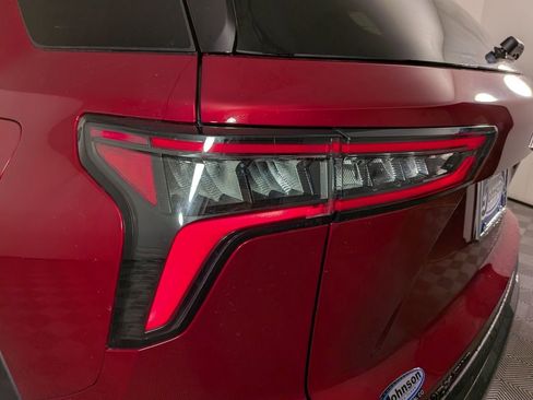 New 2026 Chevrolet Equinox ACTIV w/ Convenience Package III image 12