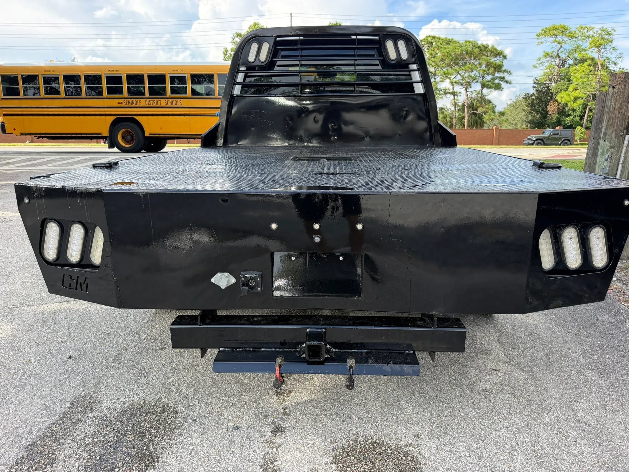 Used 2022 Ford F350 XL w/ Power Equipment Group AWD/4WD image 4