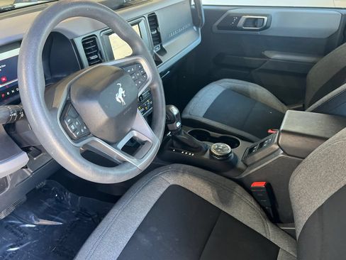 Used 2022 Ford Bronco 4-Door AWD/4WD image 10