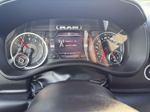 Used 2022 RAM 1500 Big Horn image 8