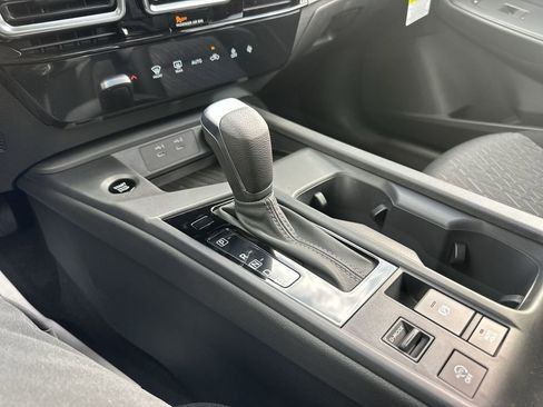 New 2026 Nissan Sentra SV w/ Floor Mat Package FWD image 19