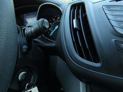Used 2015 Ford Escape SE FWD image 26
