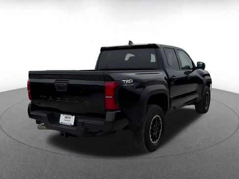 Used 2025 Toyota Tacoma SR image 11