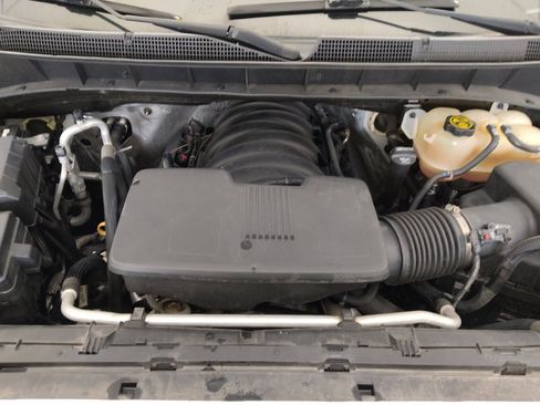 Used 2020 Chevrolet Silverado 1500 Custom w/ Custom Value Package image 30