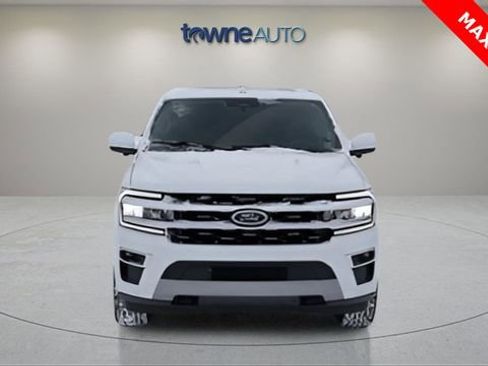 Used 2023 Ford Expedition Max Limited image 8