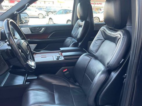 Used 2021 Lincoln Navigator L Reserve AWD/4WD image 12