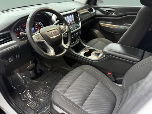 Used 2022 GMC Acadia SLE image 9