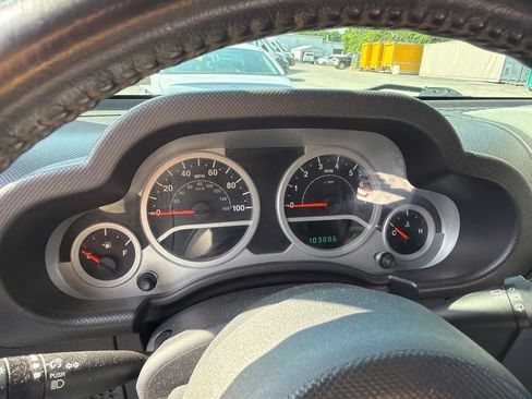Used 2010 Jeep Wrangler Unlimited Sport AWD/4WD image 7