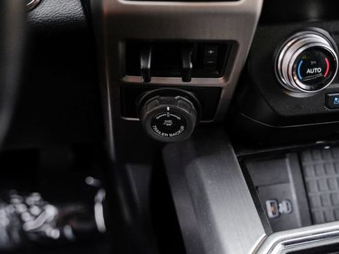 Used 2021 Ford F250 Platinum w/ FX4 Off-Road Package AWD/4WD image 30