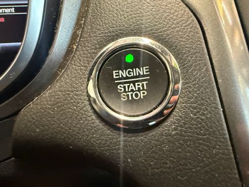 Used 2019 Ford Fusion SE w/ Equipment Group 151A FWD image 15